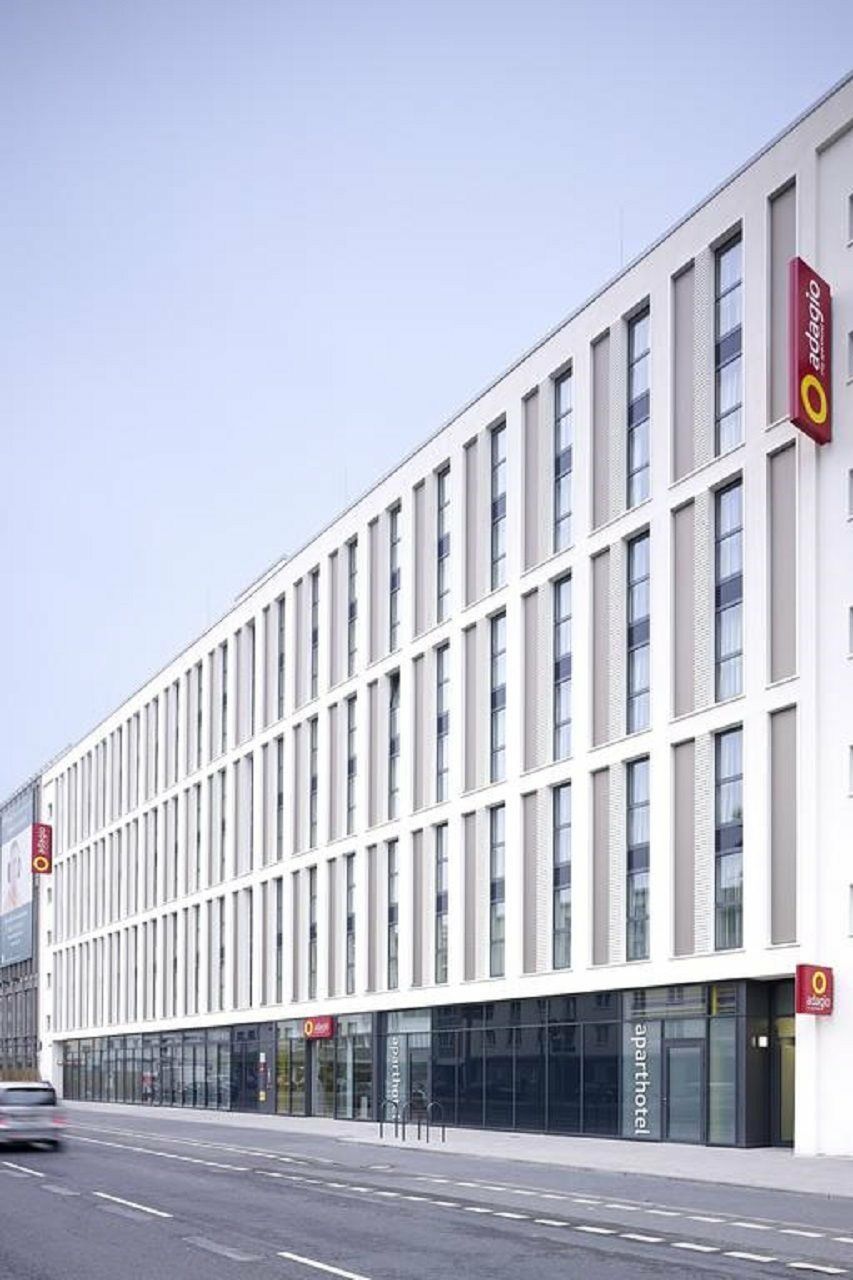 アパートホテル アダージョ ケルン シティ エクステリア 写真